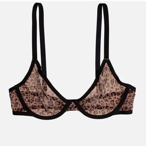 - CUUP The Plunge Leopard Print Bra 32F EUC